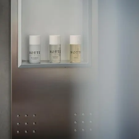 Centro Storico Moderno Trilocale Con Balcone Triest